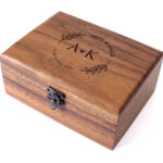 Caja Para Lazo De Boda Personalizado En Maderas Finas