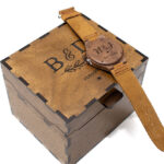 Reloj Personalizado De Compromiso Con Caja