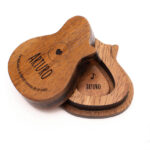 Estuche Porta Púas + Plumilla Guitarra Personalizada Madera