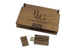 Usb de madera con cajita personalizada - Image 4